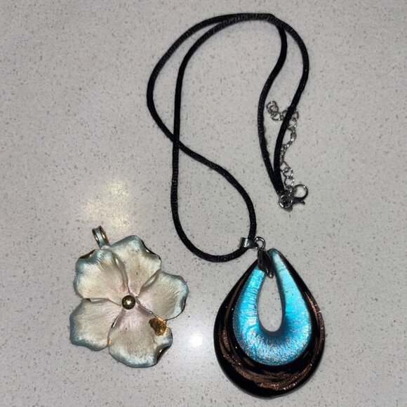 Blue Artisan Art Glass Handmade Pendant and Cream Floral Pendant Necklace Set - Picture 1 of 10